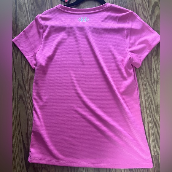 Under Armour - Picture 2 of 3